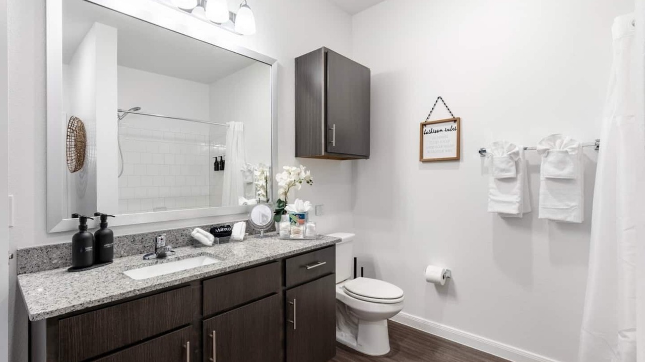 Photo of Bathroom in Medical Center District