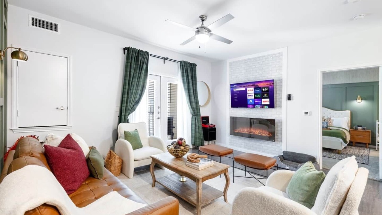 Photo of Livingroom in Medical Center District