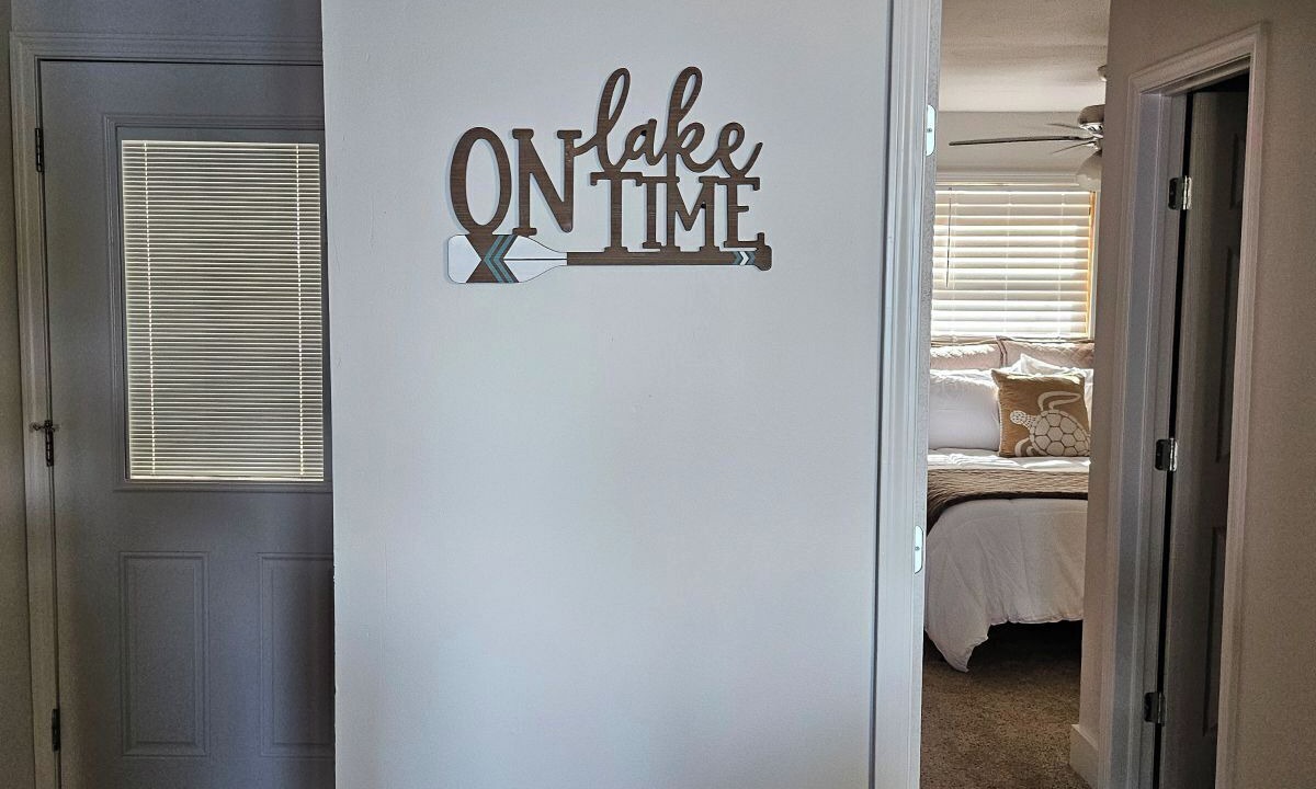 Photo of Bedroom in Henderson County