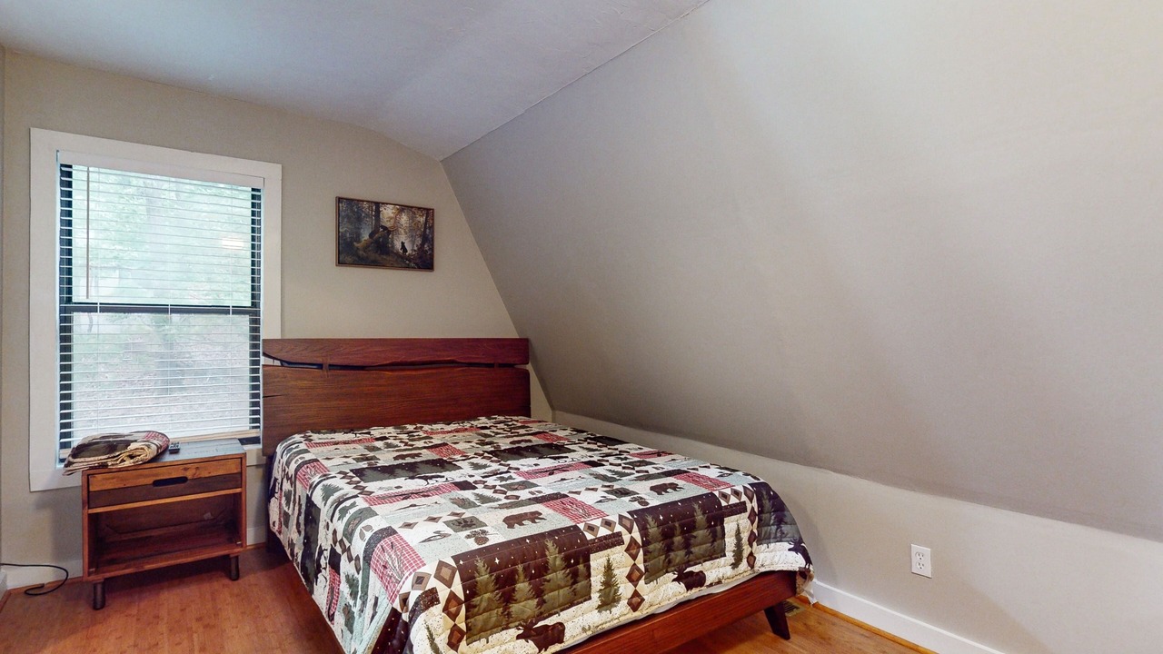 Photo of Bedroom in Jasper