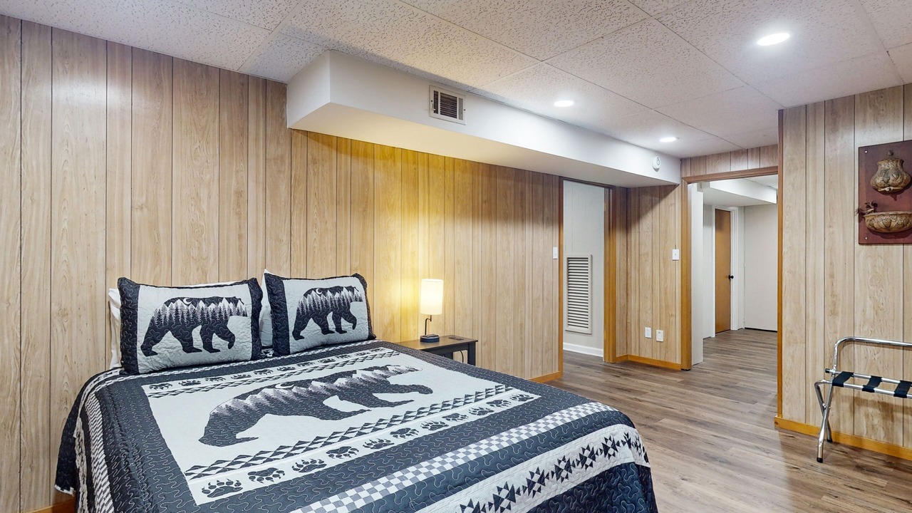 Photo of Bedroom in Jasper