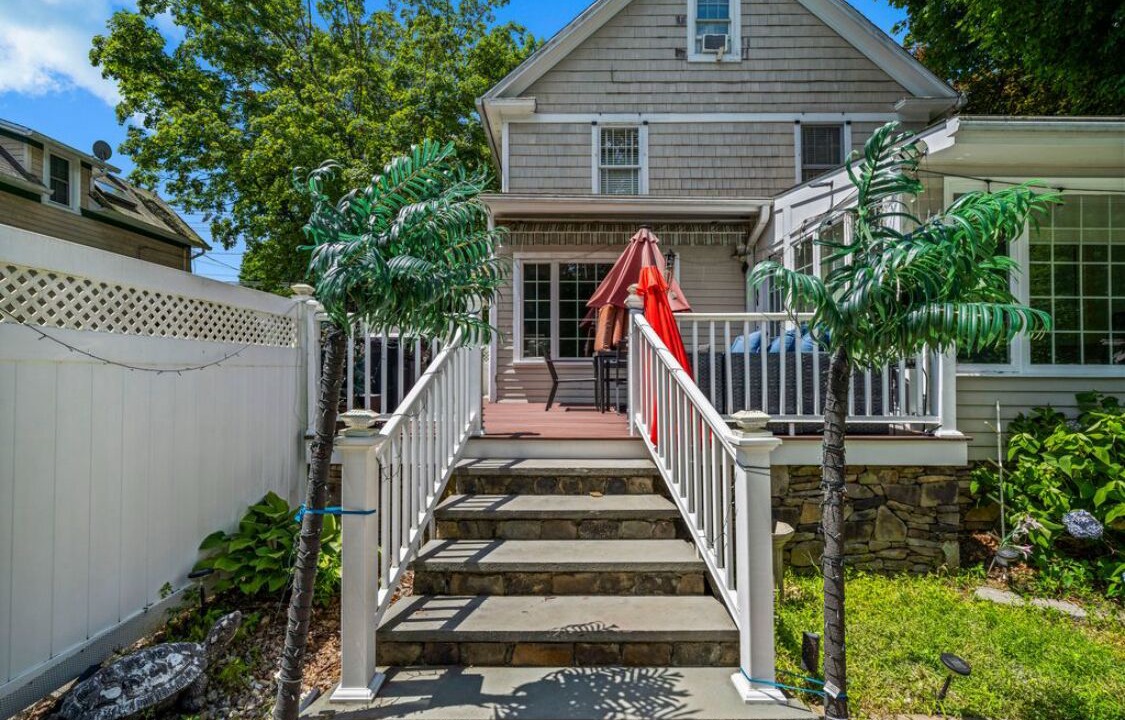 Photo of Patio Balcony in Danbury