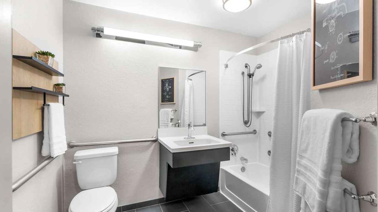 Photo of Bathroom in East Congress