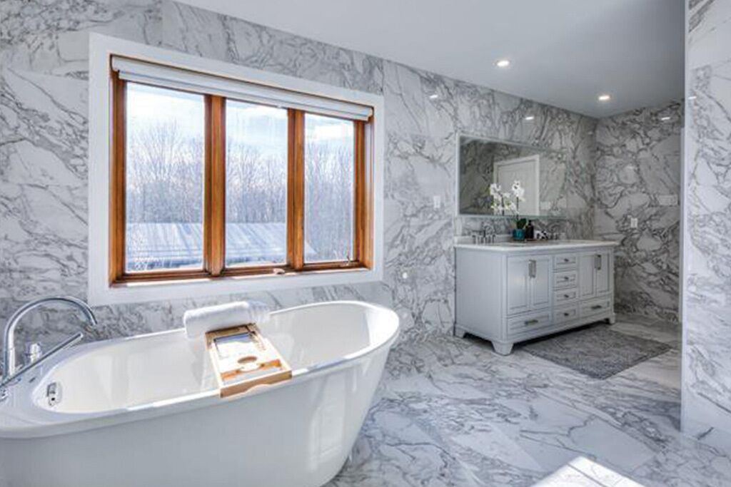 Photo of Bathroom in Bellefeuille