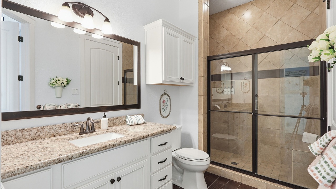 Photo of Bathroom in Beachside Village