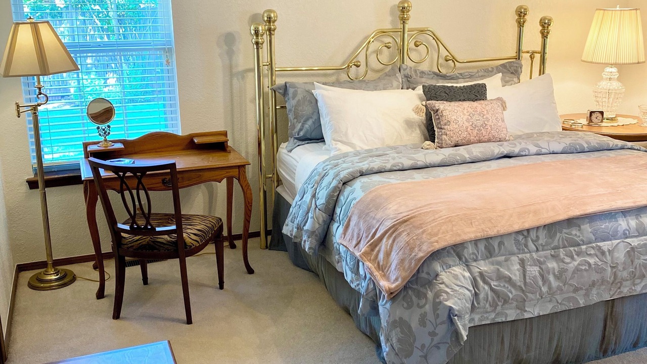Photo of Bedroom in Tulsa