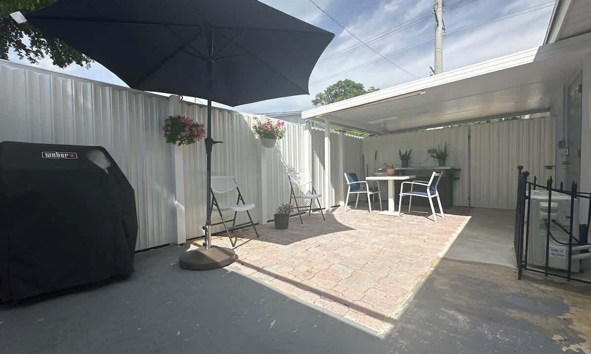 Photo of Outdoor in Pembroke Pines