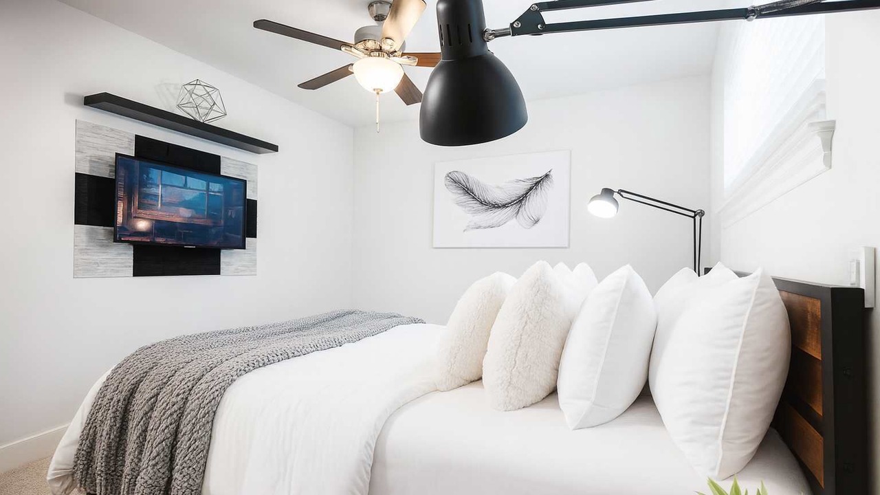 Photo of Bedroom in Uptown