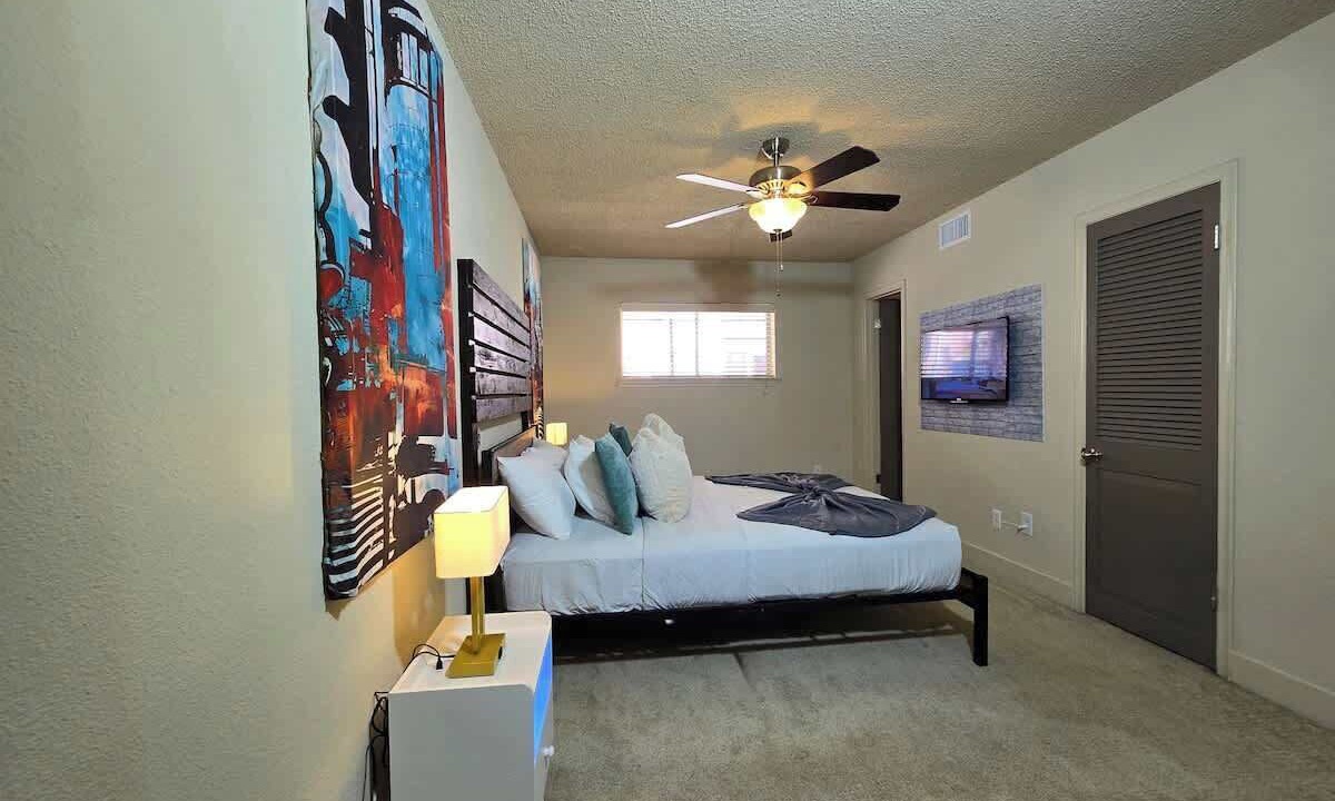 Photo of Bedroom in Uptown