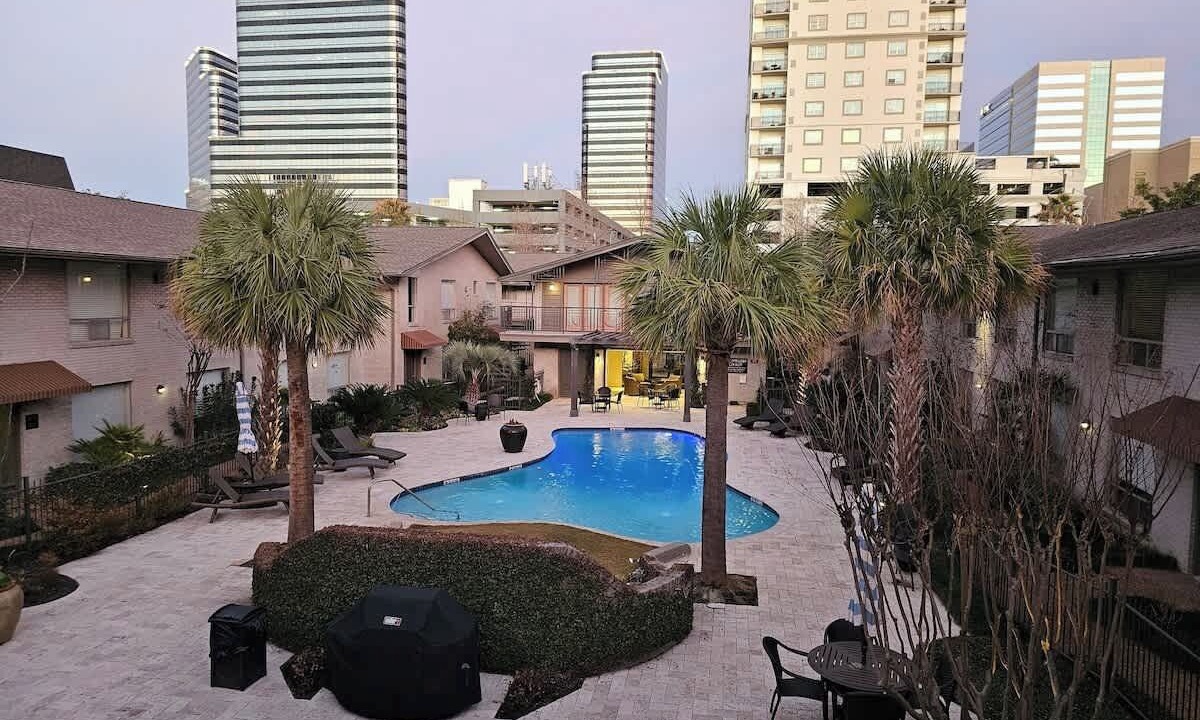 Photo of Outdoor in Uptown