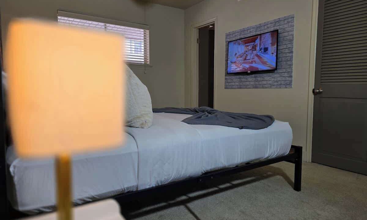 Photo of Bedroom in Uptown
