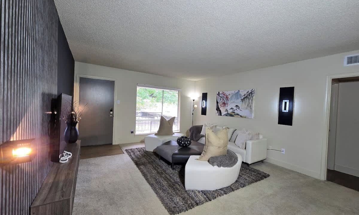 Photo of Livingroom in Uptown