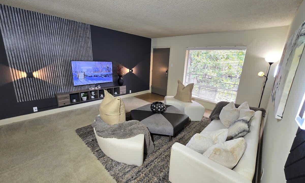 Photo of Livingroom in Uptown