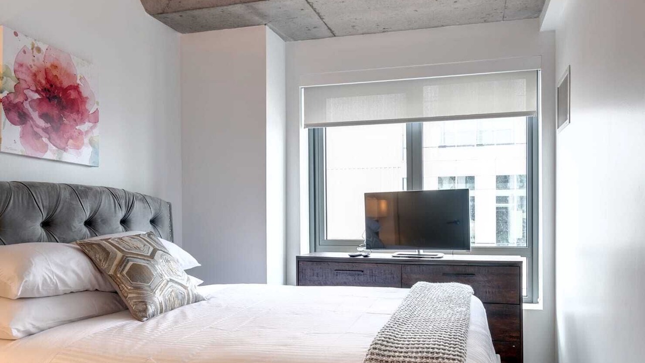 Photo of Bedroom in MIT