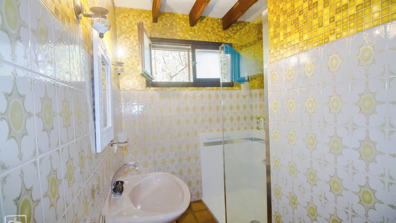 Photo of Bathroom in Saint Michel d'Euzet