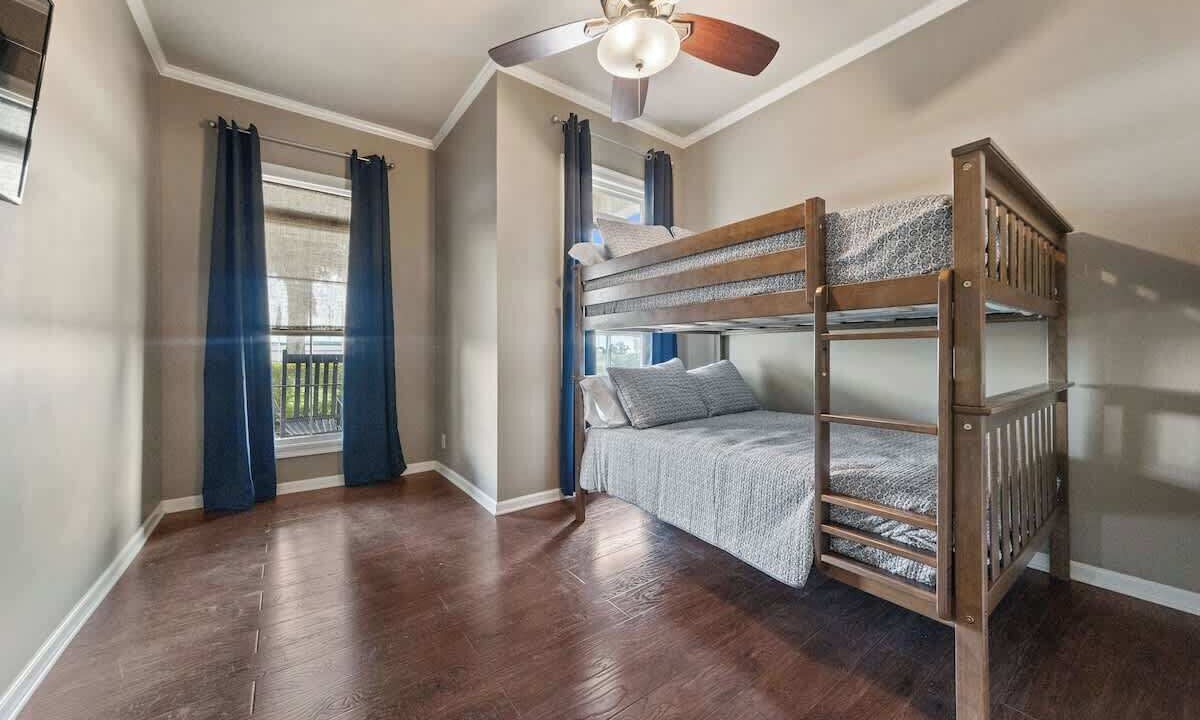 Photo of Bedroom in Youngsville