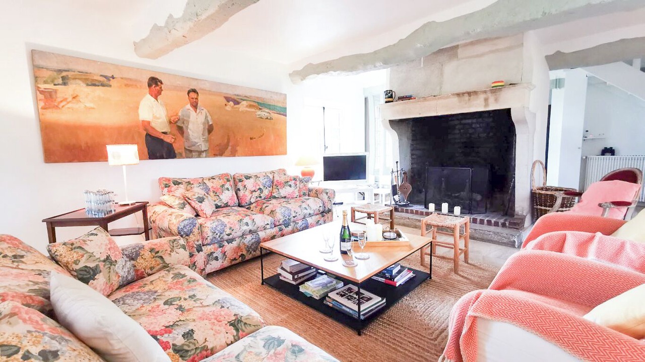 Photo of Livingroom in Vieux-Bourg