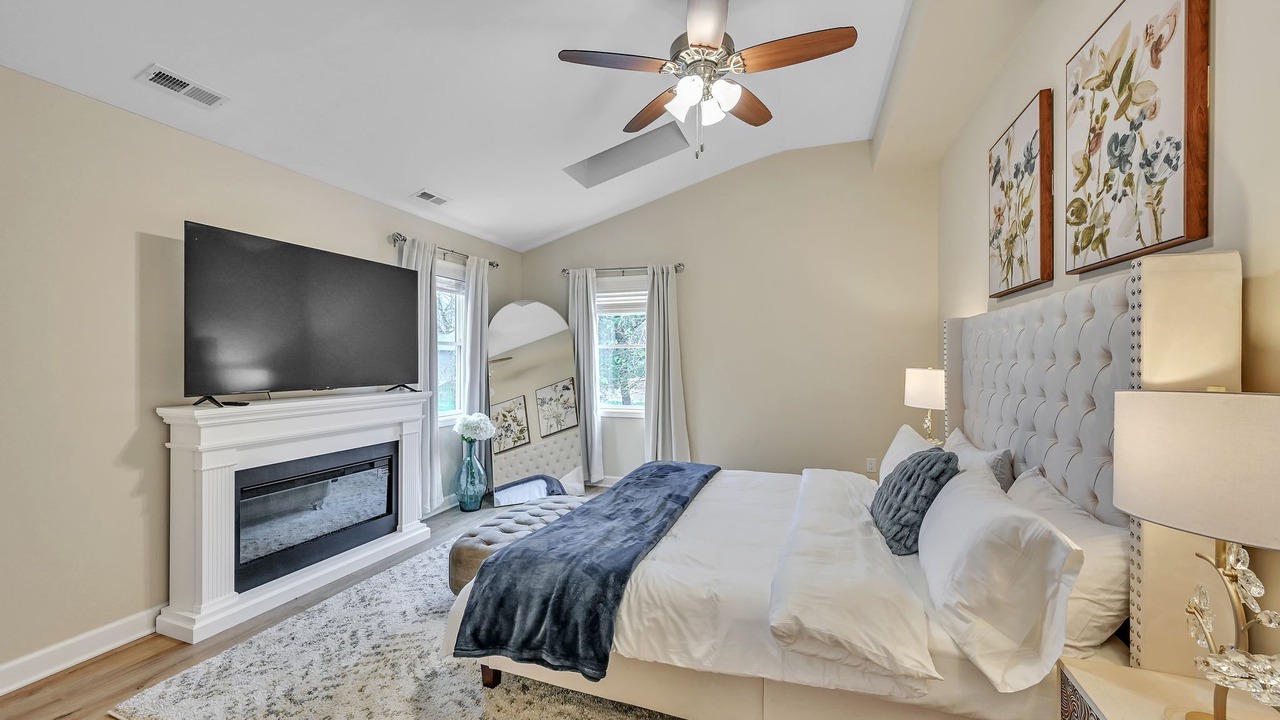 Photo of Bedroom in Cedar Lake