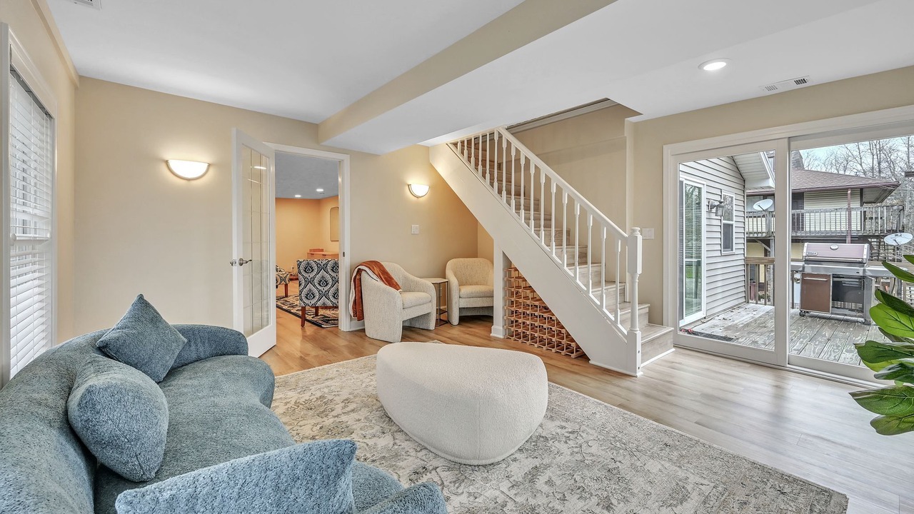 Photo of Livingroom in Cedar Lake