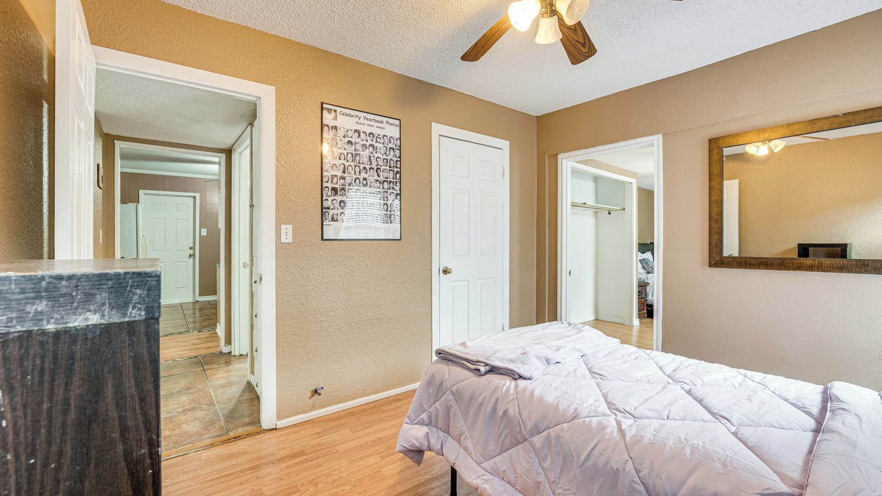 Photo of Bedroom in Victoria