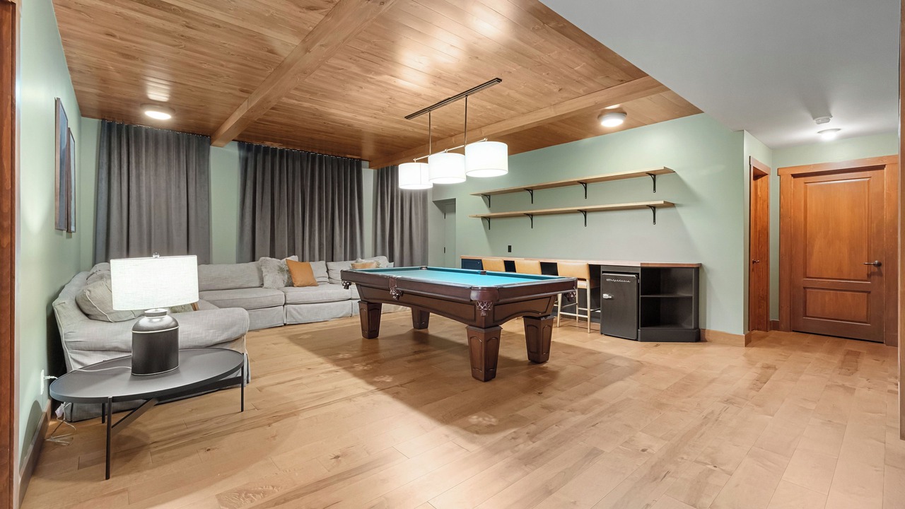 Photo of Livingroom in Stoneham-et-Tewkesbury