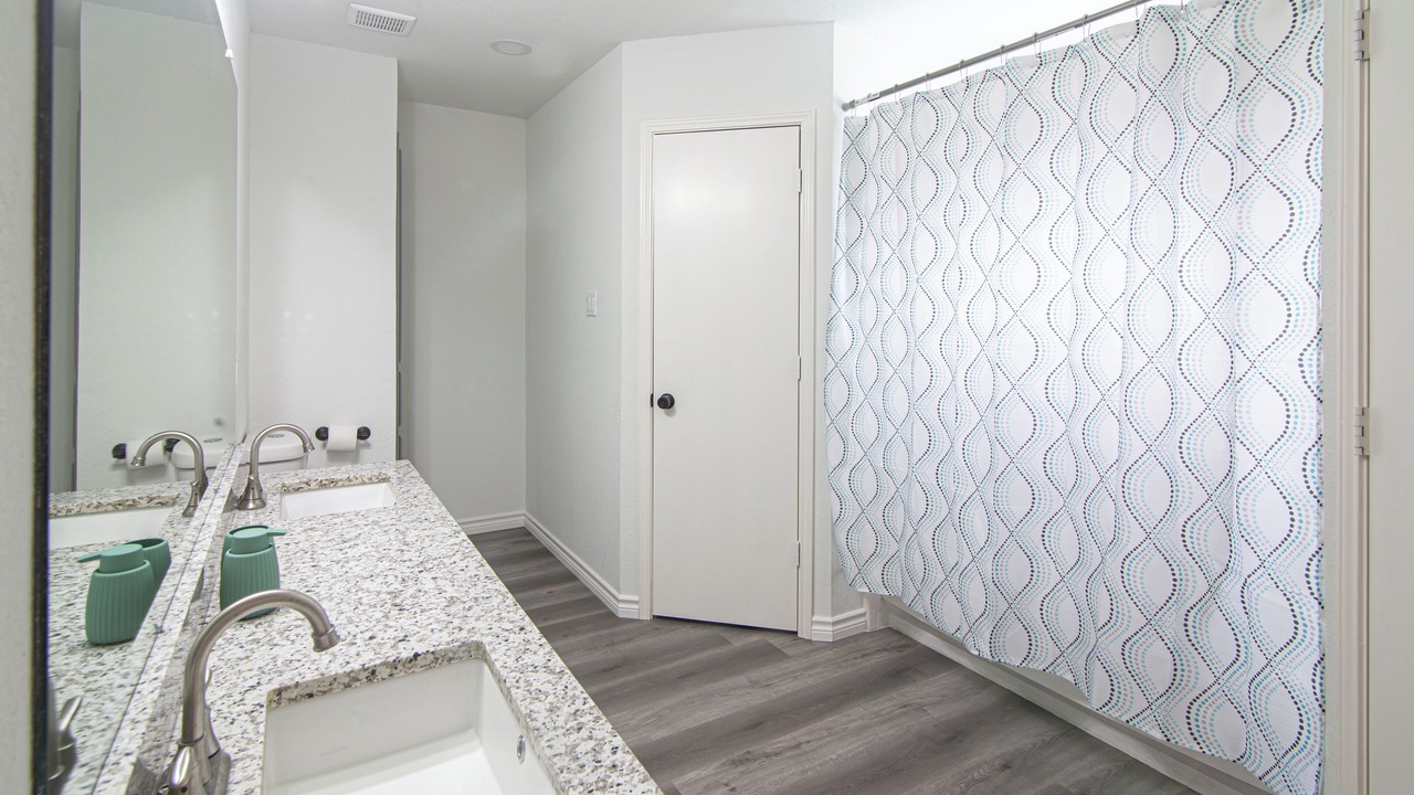 Photo of Bathroom in South Arlington