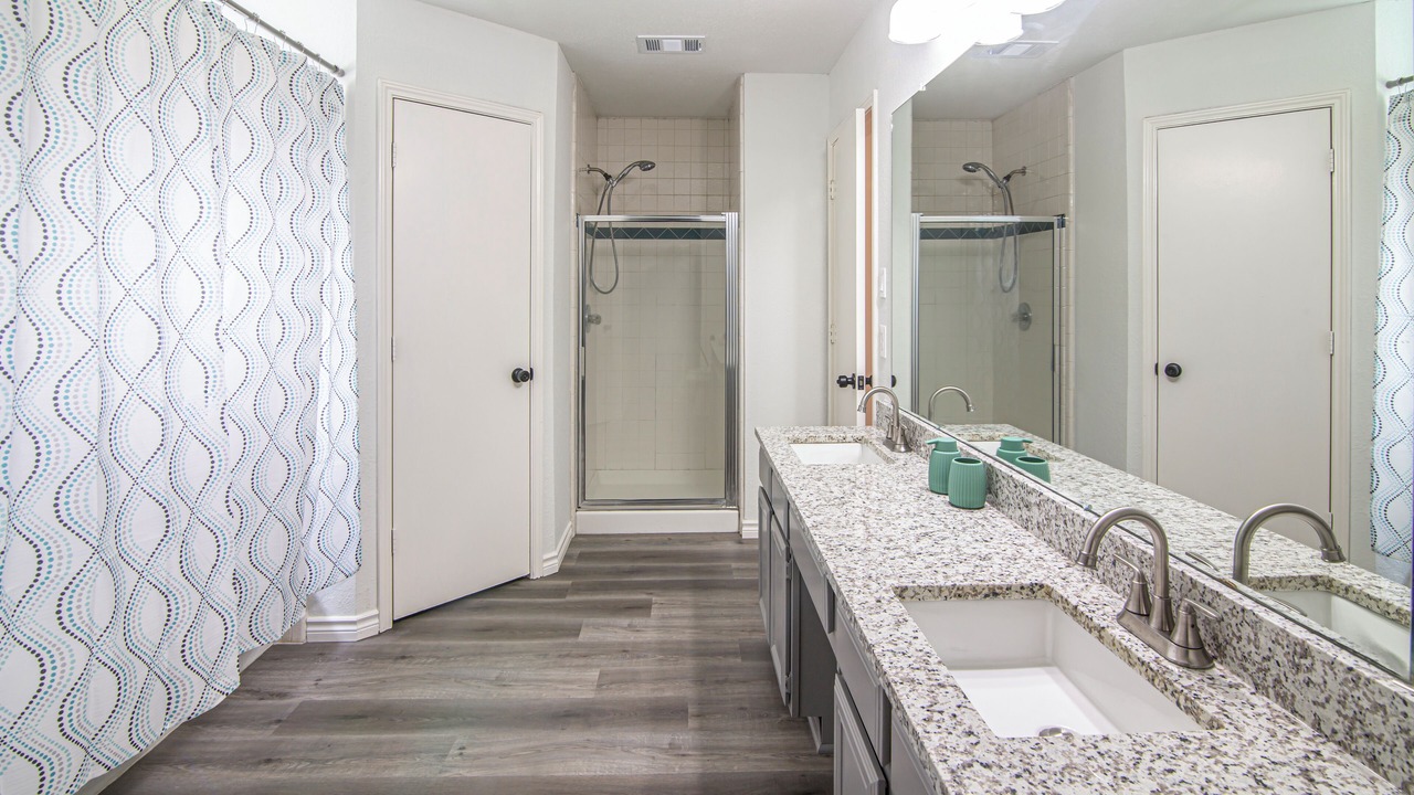 Photo of Bathroom in South Arlington