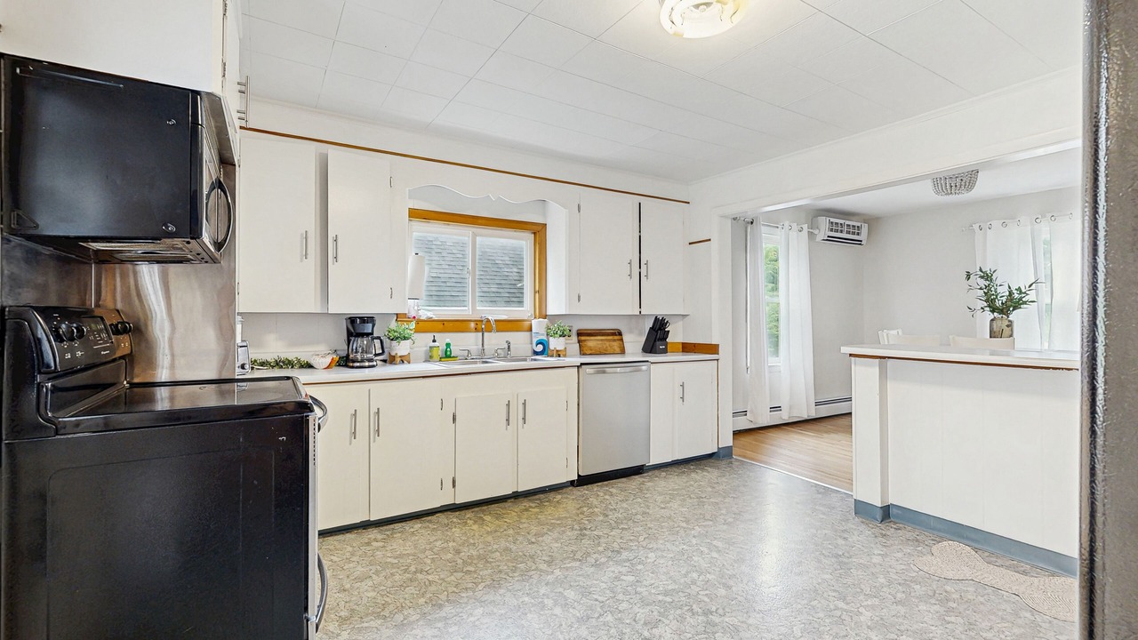 Photo of Kitchen in Winterport