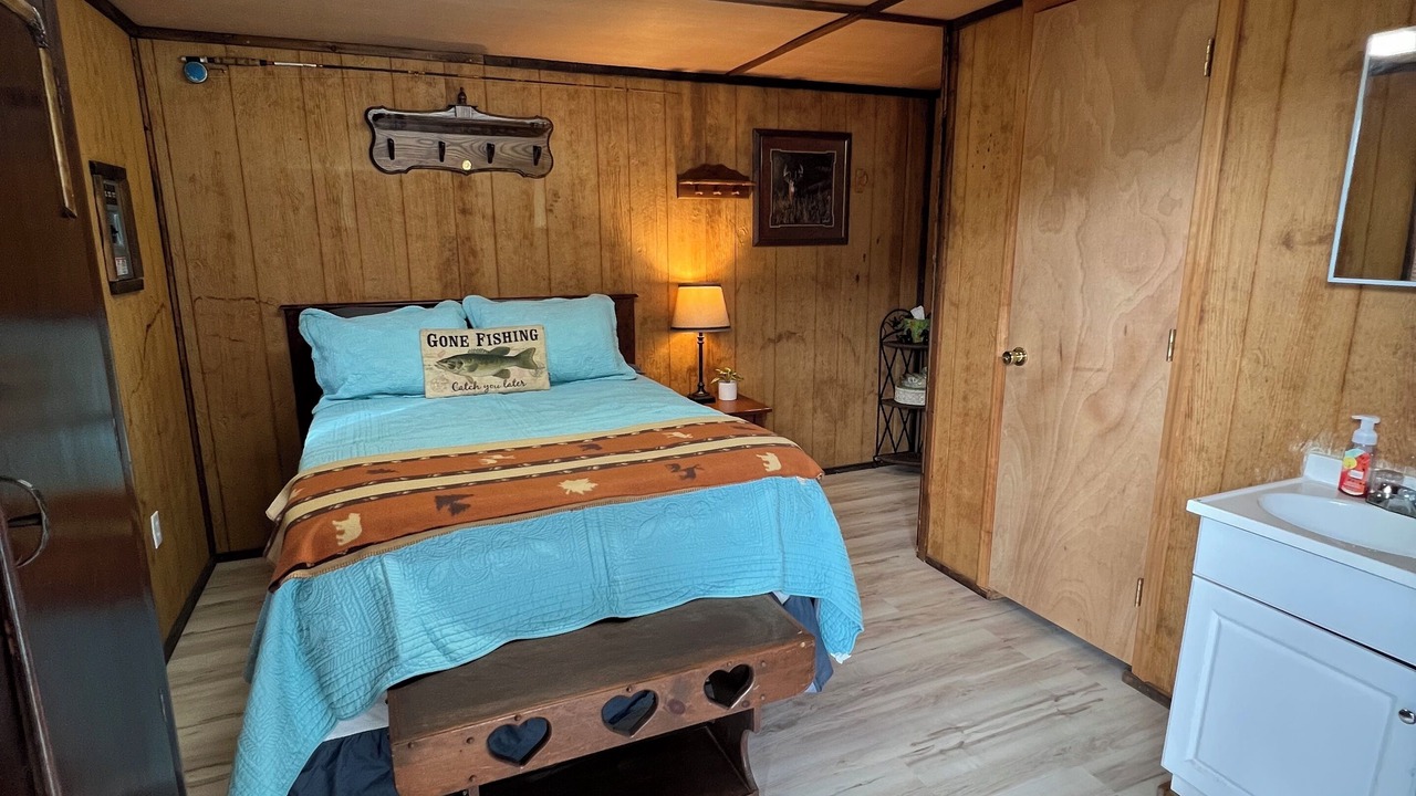 Photo of Bedroom in Farmerville