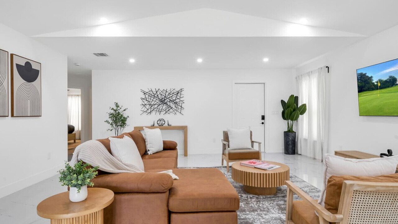 Photo of Livingroom in Lake Worth
