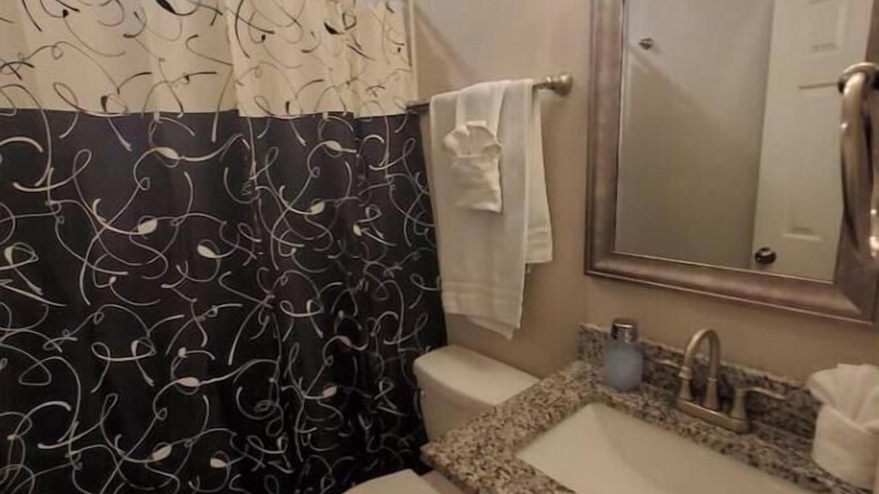 Photo of Bathroom in Mesquite