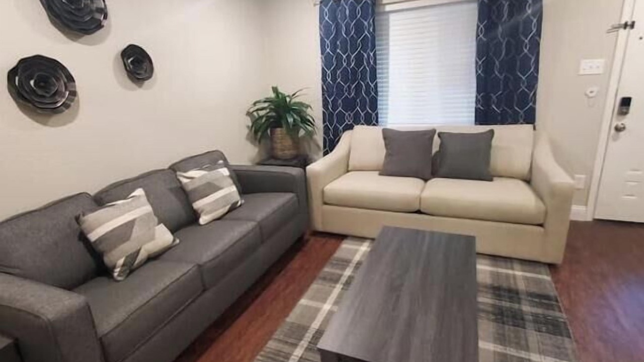 Photo of Livingroom in Mesquite