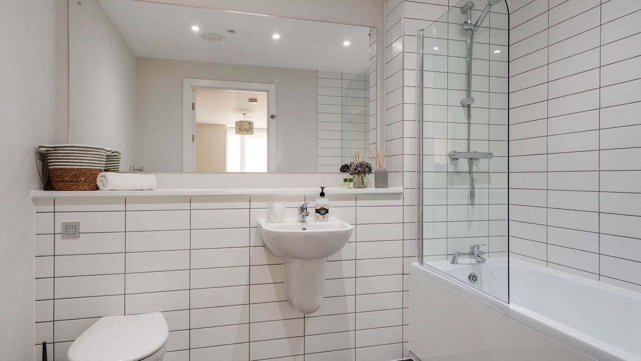 Photo of Others in Everton