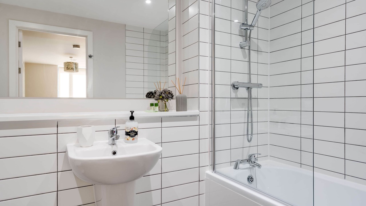 Photo of Others in Everton