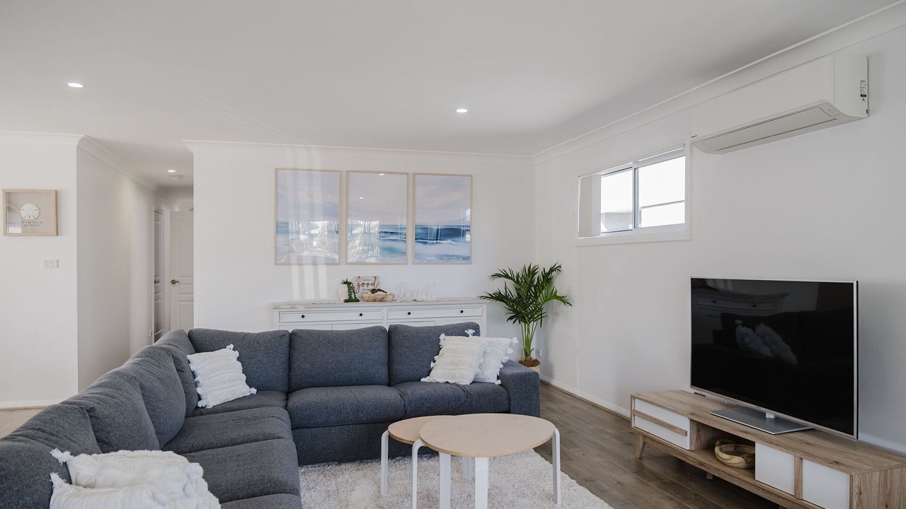 Photo of Livingroom in Burrill Lake