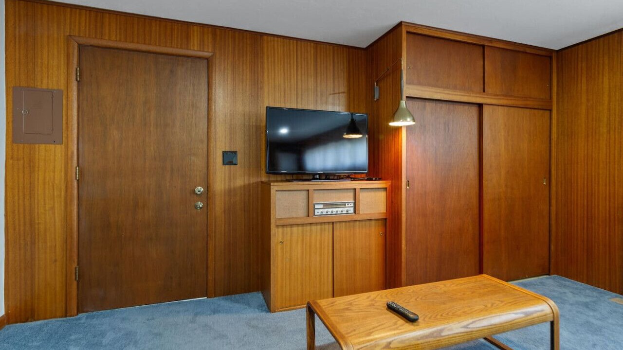 Photo of Others in Friendly