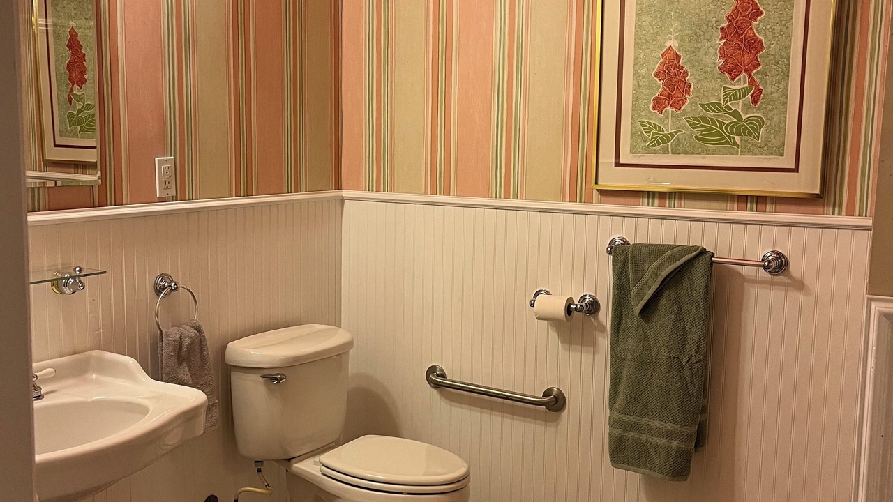 Photo of Bathroom in Gober