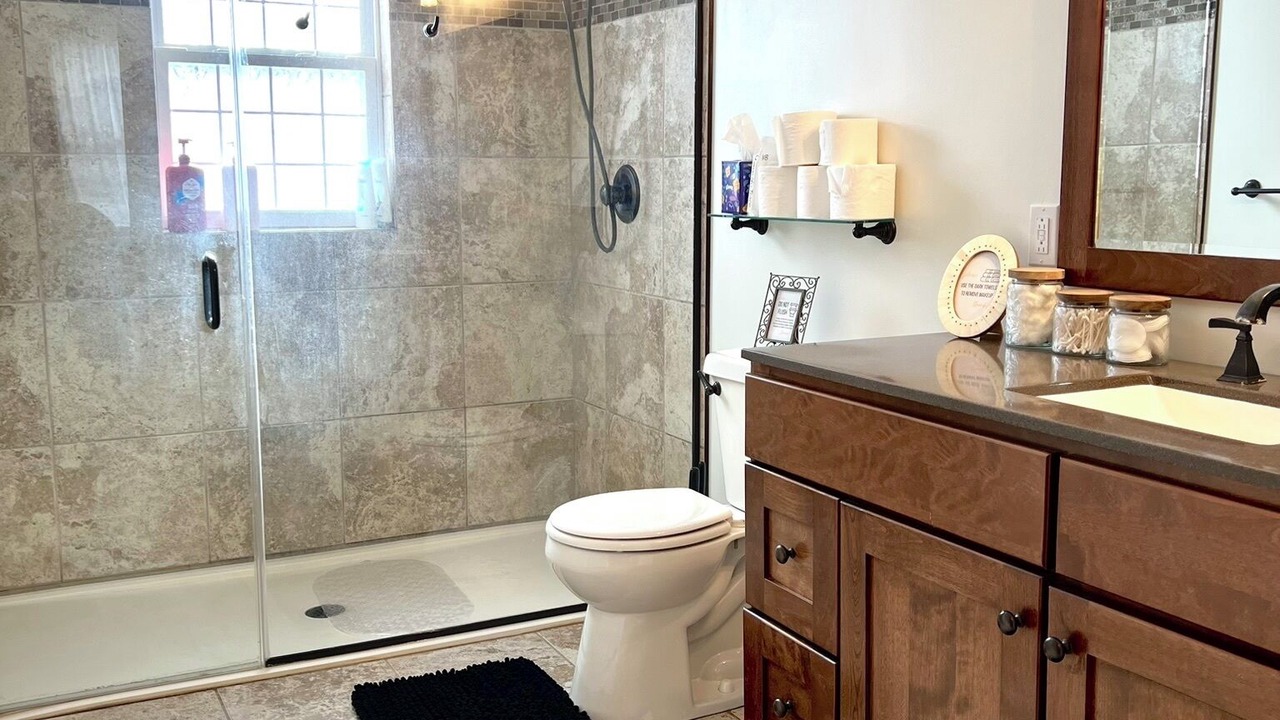 Photo of Bathroom in University Heights