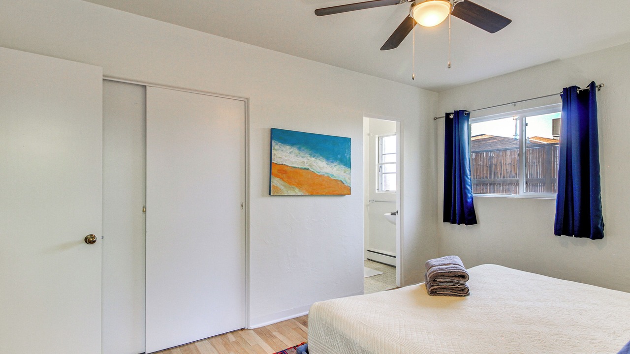 Photo of Bedroom in Parkland Hills