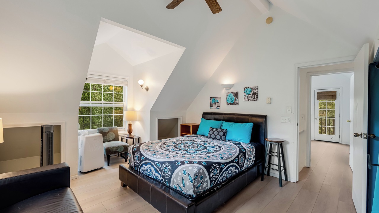 Photo of Bedroom in Gold Bar