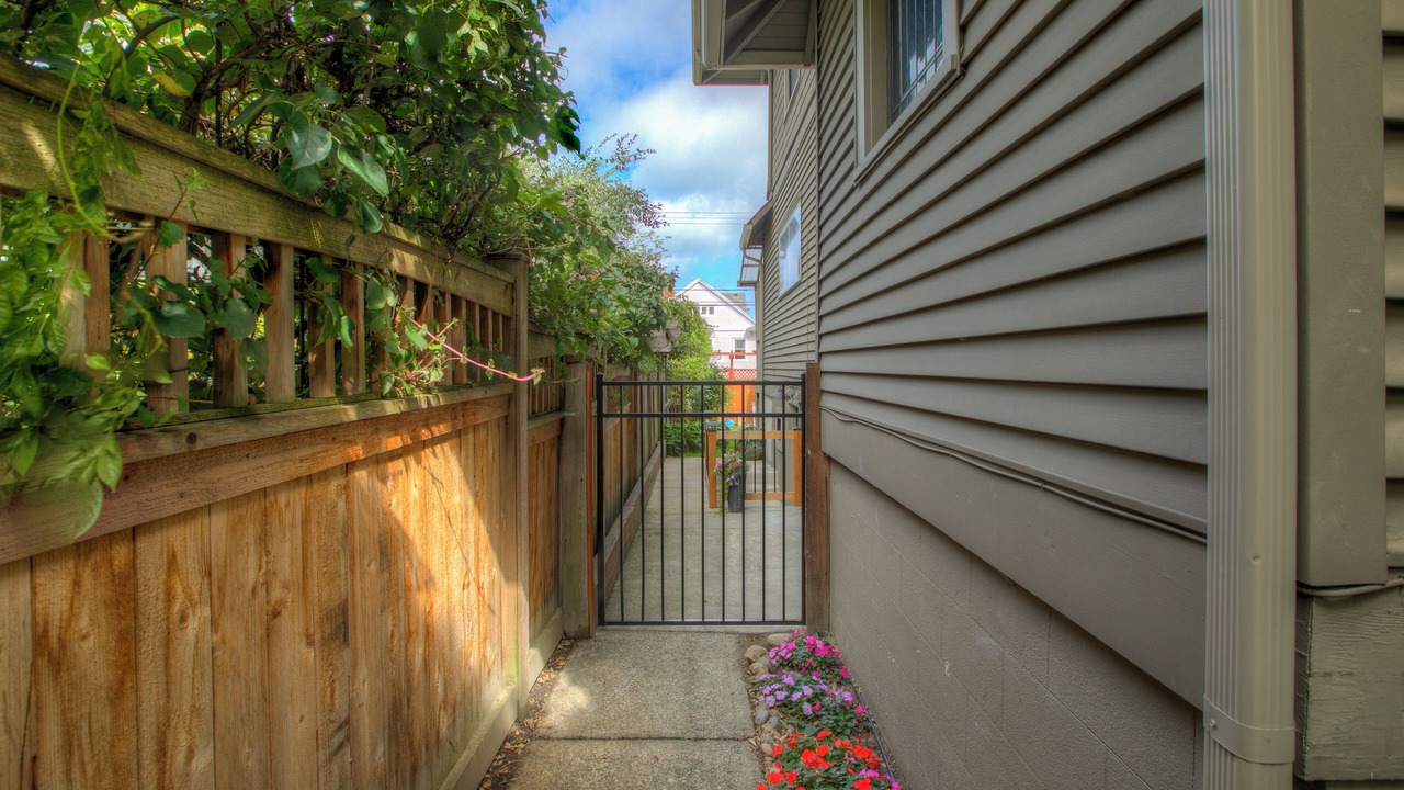 Photo of Outdoor in Stadium District