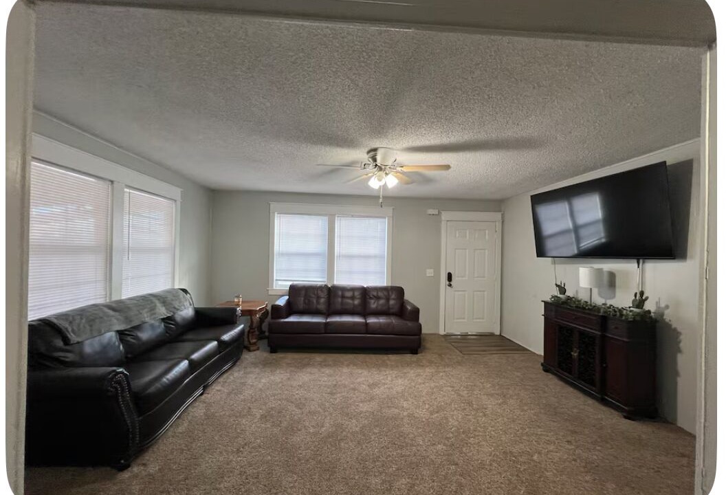 Photo of Livingroom in Vernon
