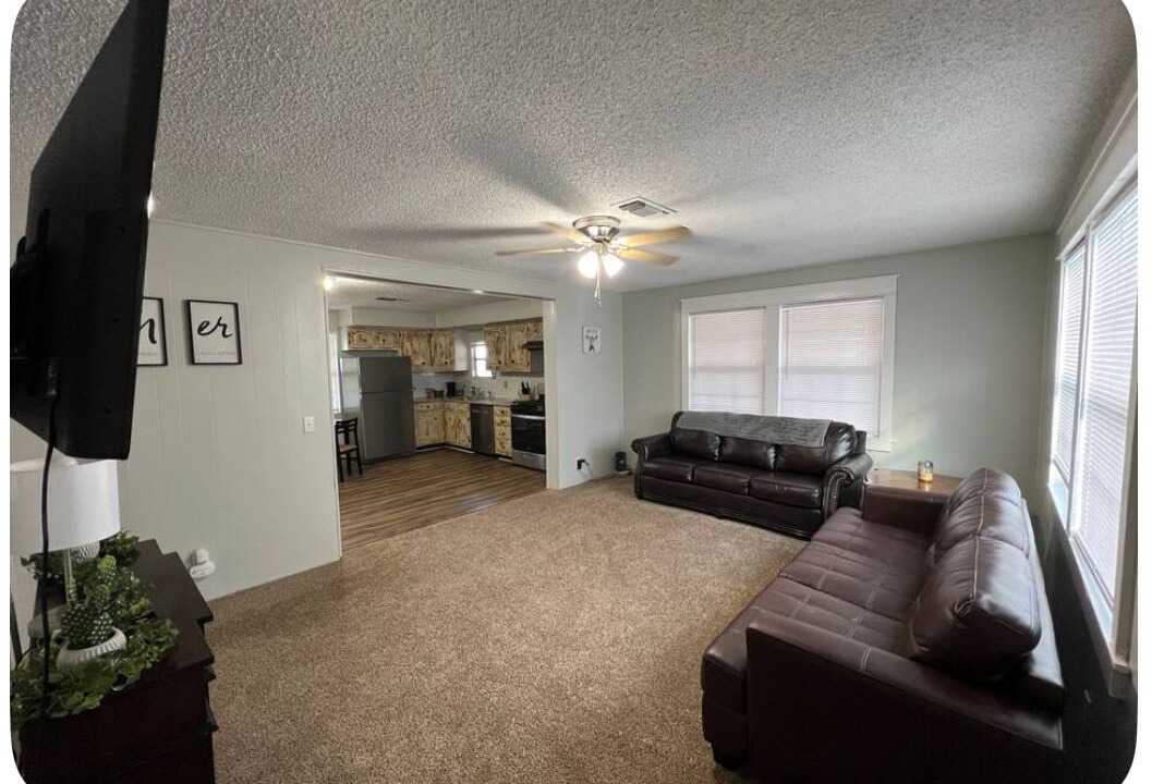 Photo of Livingroom in Vernon
