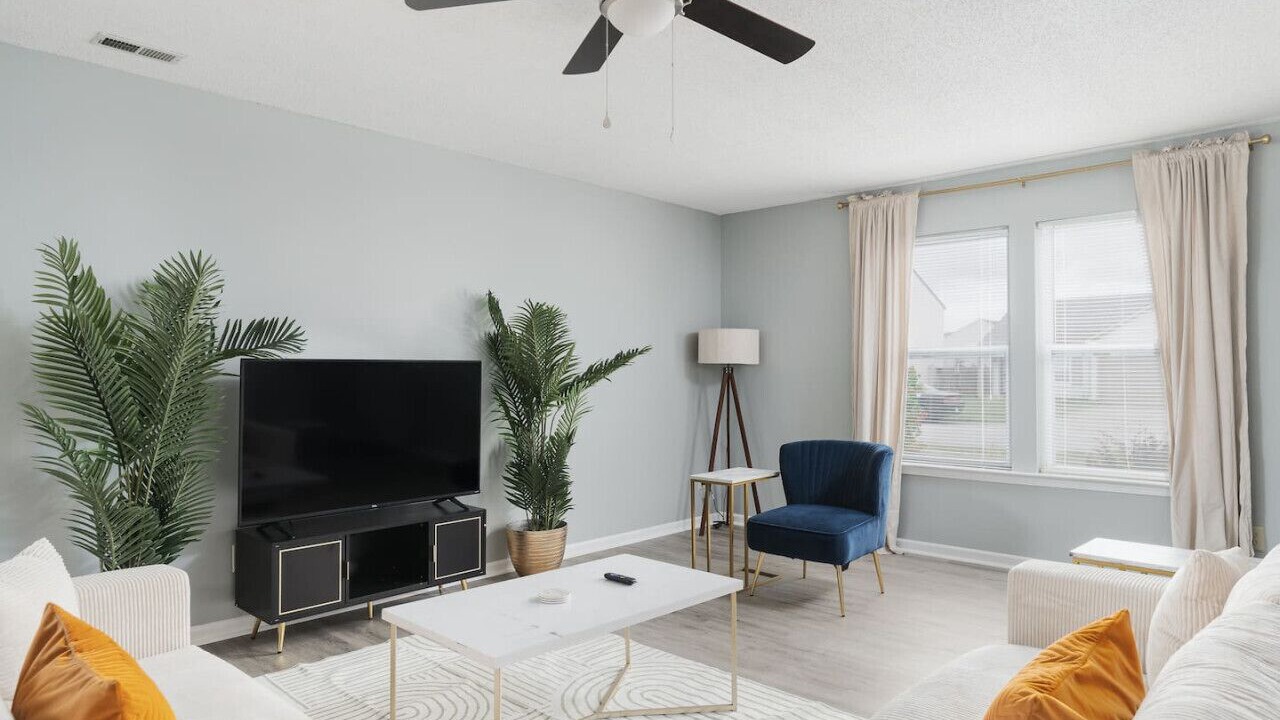 Photo of Livingroom in Plainfield