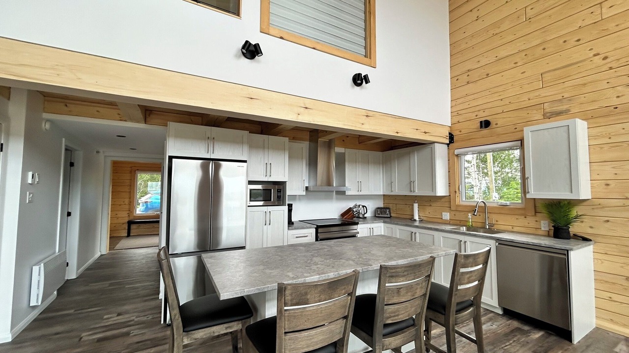 Photo of Kitchen in Saint-Felix-d'Otis