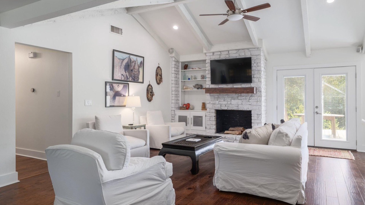 Photo of Livingroom in Scenic Brook West
