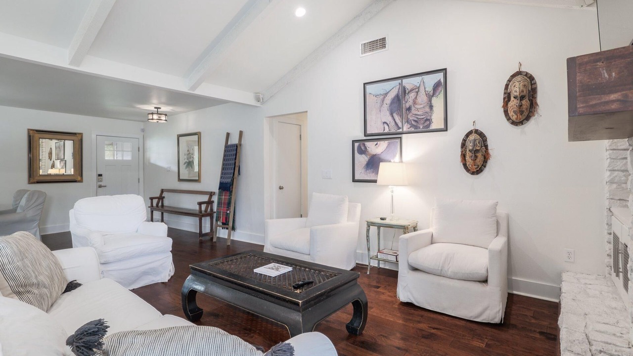 Photo of Livingroom in Scenic Brook West