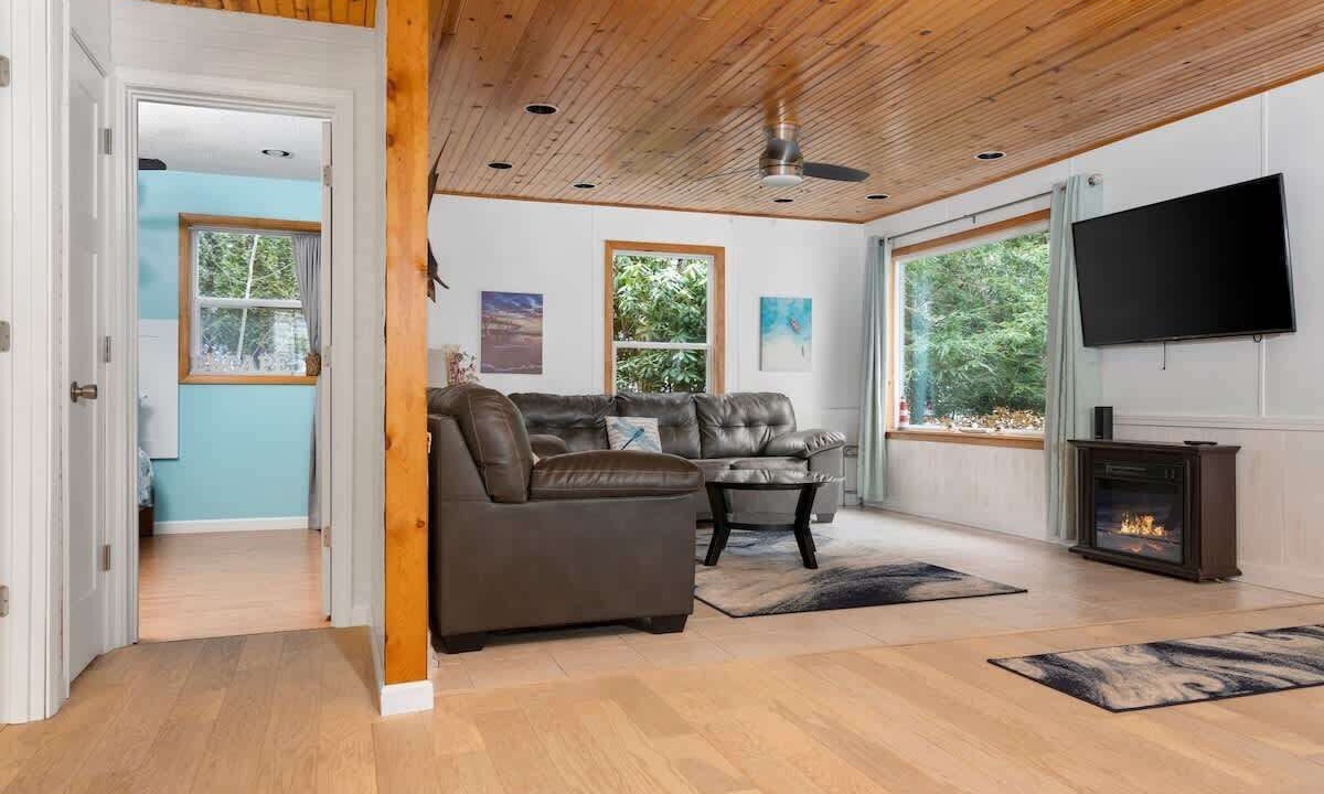 Photo of Livingroom in Shelby