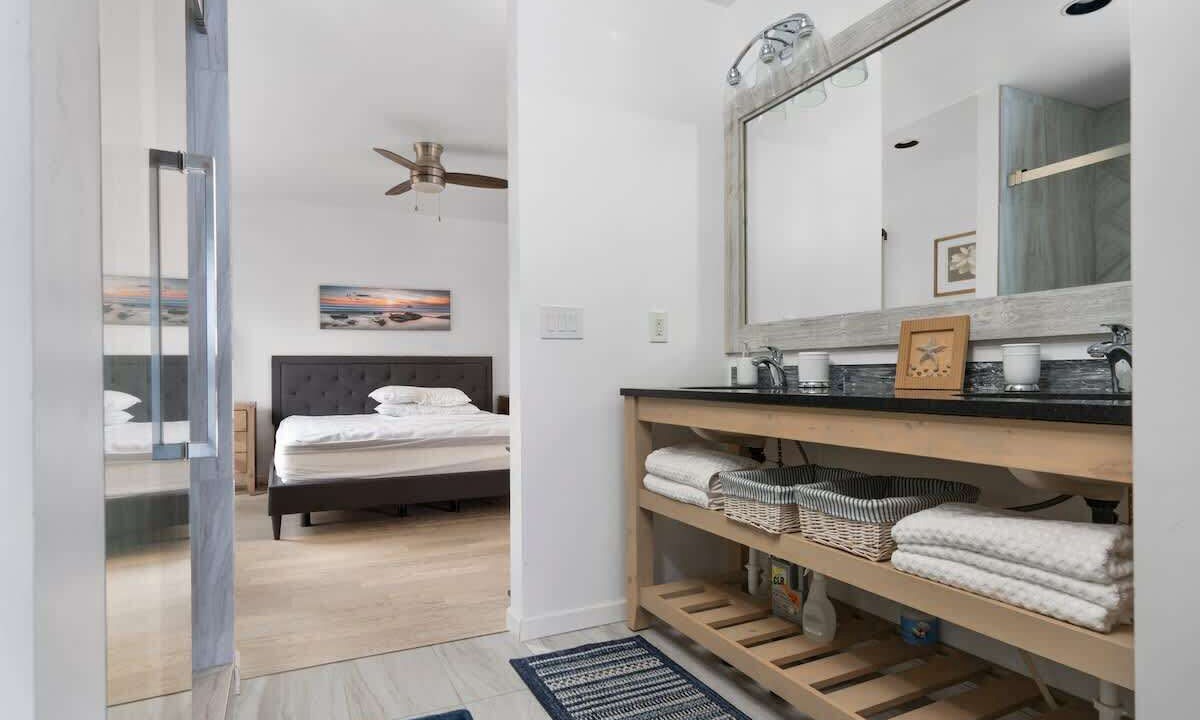 Photo of Bedroom in Shelby