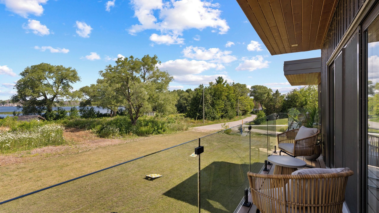 Photo of Patio Balcony in Waubaushene